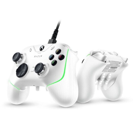 Razer Wolverine V2 Chroma Wired (White) Razer Wolverine V2 Chroma Wired (White)
