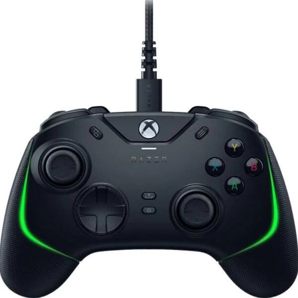 Razer Wolverine V2 Chroma Gamepad For Xbox Series Razer Wolverine V2 Chroma Gamepad For Xbox Series